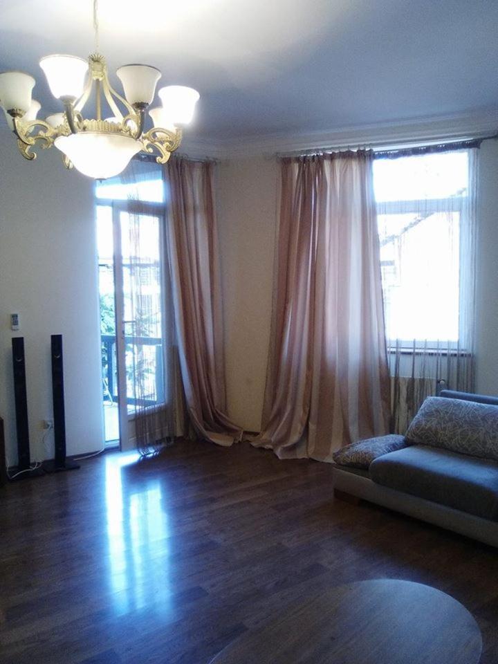 Da-Ma Apartments ティビリシ エクステリア 写真